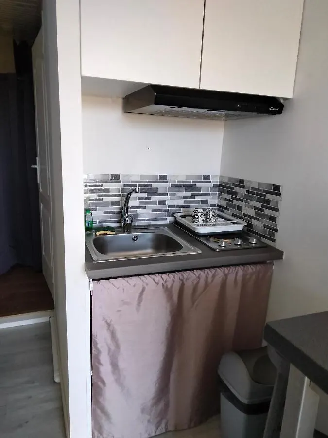 Apartment Petit Studio Moderne Au Bord Du Canal Saint-Jory